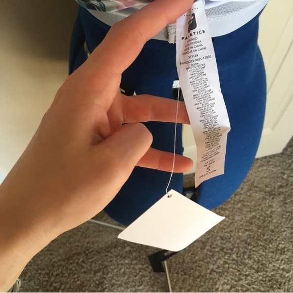 ❌🚧SOLD🚧❌ Alice Midi Sports Bra - Picture 7 of 7